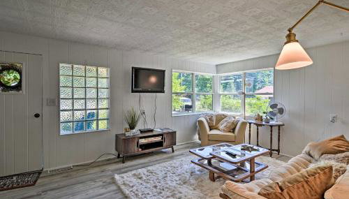 Stylish Dog-Friendly Bungalow Steps to Elk Lake - Foto 4