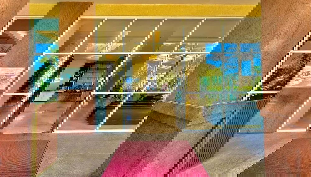 Entrada (vista interior)