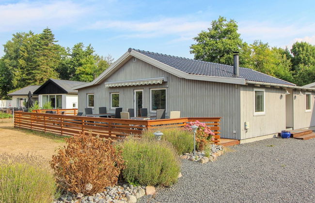 4 bedroom House in Væggerløse with terrace - Photo 1