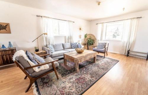 Turquoise Door, Spacious Duplex, 3 Kings near AFA - Foto 16