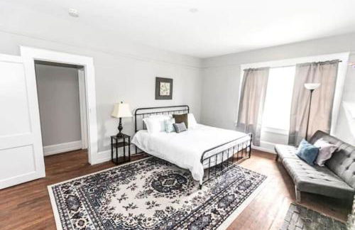 29th Street Trendy Lakeview Craftsman 8 - Foto 38