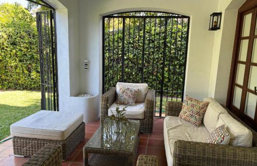 Nice villa with a garden - Photo 30