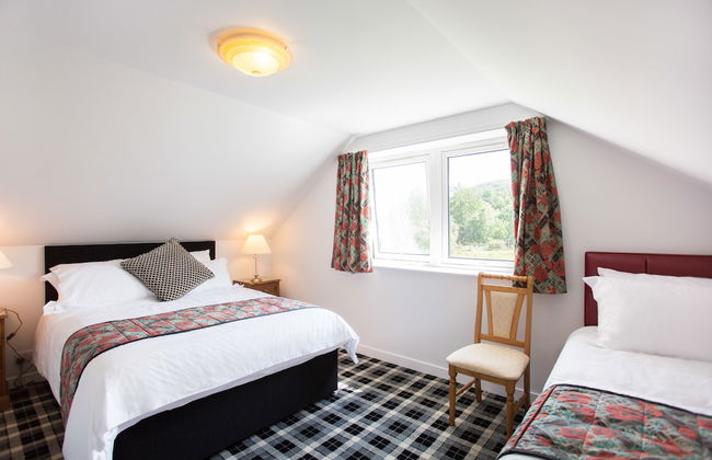 Juniper Hill, Loch Achilty - Foto 5