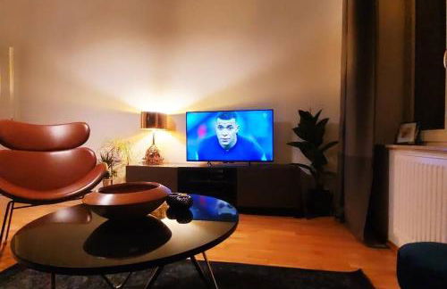 Design Altbauwohnung mit Balkon und Parkplatz - Foto 7