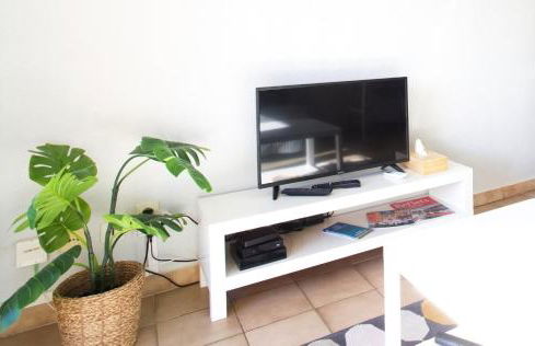 Le Havre de Ferrieres - free Parking - WiFi - Cuisine - Foto 9