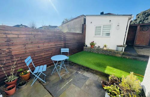 Redland's Fun & Colourful Artistic House - Foto 2