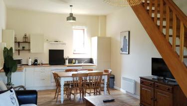 Domaine des Cerisiers - Piste cyclable & parking privé - Foto 2