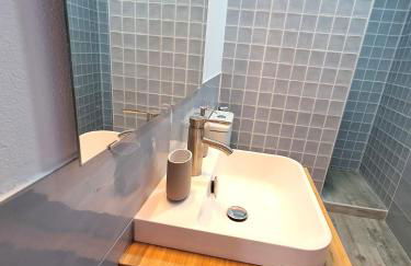 Casa El Cuartel with private seaview rooftop - Foto 6