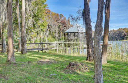 Dock, Lanai and Pool! Modern Red Bug Lake Retreat - Foto 33