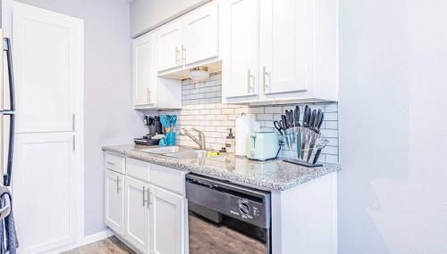 Central 1BR King Bed Suites, Close to Downtown & Domain - Foto 3