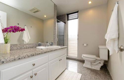 SURF-N-SAND 2-Bedrooms, MALIBU - Foto 28