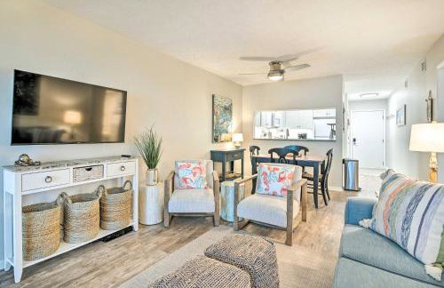 Oceanfront Condo with Furnished Deck and Views! - Foto 5