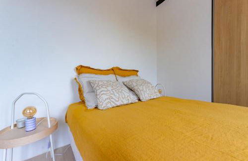 L'élégant T3 coeur du village parking facile - Foto 16