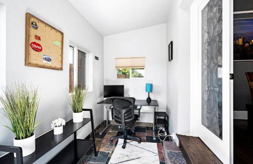 Work-Friendly Denver Stay - Rooftop Deck & Garden - Foto 3