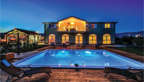 2 Bedroom Stunning Apartment In Divulje - Foto 2