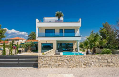 Villa Four Seasons Seaside B with heated pool and jacuzzi, Zadar - Foto 52