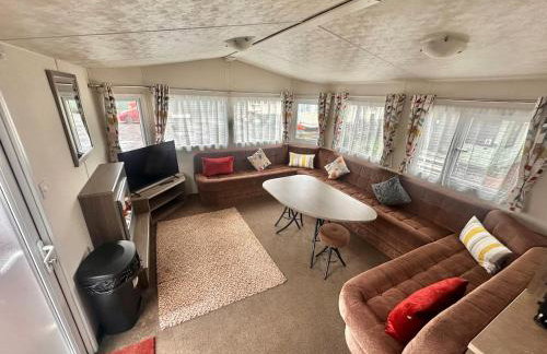 Delta, Bromley 4-Bedroom Located in Uddingston, Glasgow at Maryville Caravan Site - Photo 17