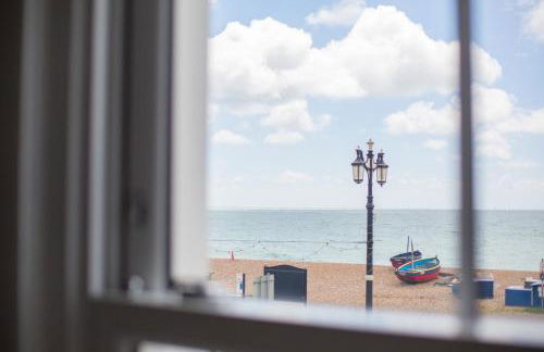 Lovely 3-Bedroom Apartment with Stunning Sea Views - Foto 2