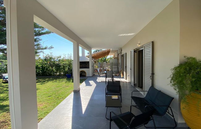 Kalamata Garden Haven - Escape Amidst Greenery - Foto 18