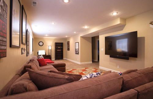 Modern Home with 3-Car Garage & Large Yard - Photo 21