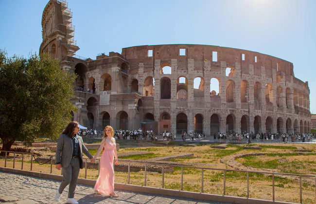 Private Photoshoot outside of the Colosseum - Foto 2