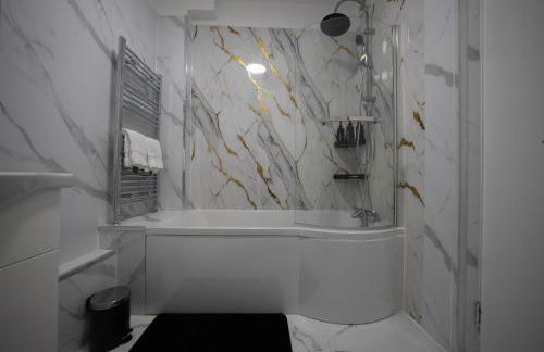 3BR Home Gem - sleeps 9 - Netflix - Near O2 & Greenwich Park - Foto 39