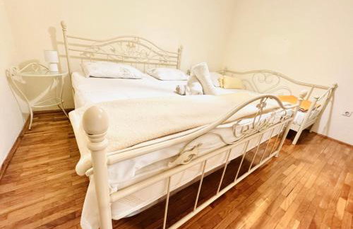 Dalmatian House, spacious stone terraces, balcony , views - Foto 70