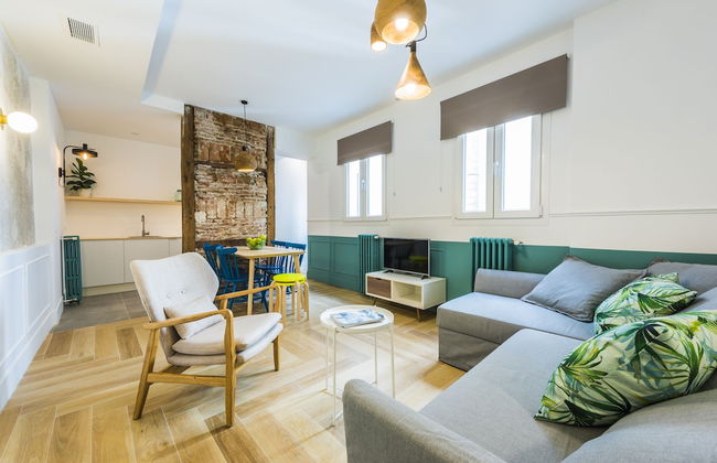 Be Mate Gran Vía Suites - Photo 38