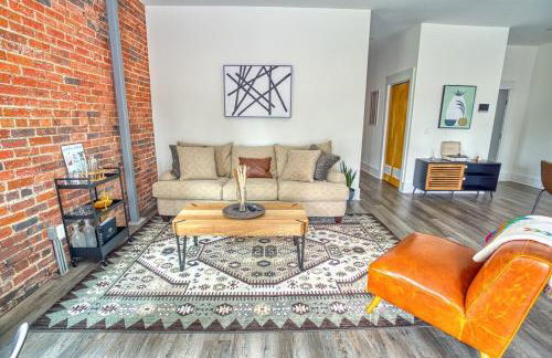 Chic Historic Loft in Downtown ILM - Foto 13