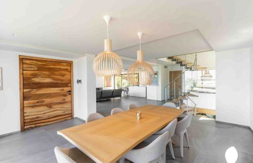 Villa Palma Giens - Vue Mer Panoramique -Piscine Chauffée Mai à Septembre- 4 chambres -Garage - Foto 9