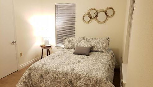 Stylish House Near UF, VA, & Downtown Gainesville - Photo 3