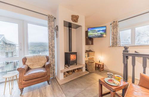 Romantic getaway, little two bed, two bath barn conversion with amazing views and parking - Foto 1