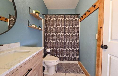 Multiple cabins at Cabin Fever - Foto 71