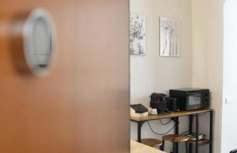 Casalú - Appartamento con Giardino Privato e Parcheggio Gratuito vicino Metro B - Foto 3