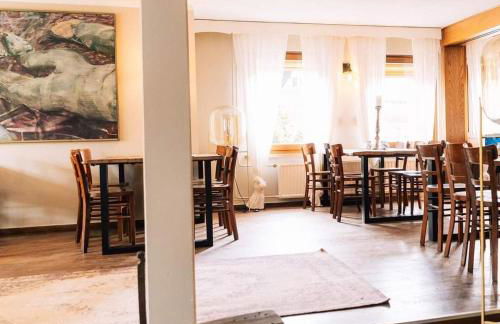 Quartier - ehemaliger Landgasthof zur Alleinnutzung mit Selbstversorgung - Photo 1