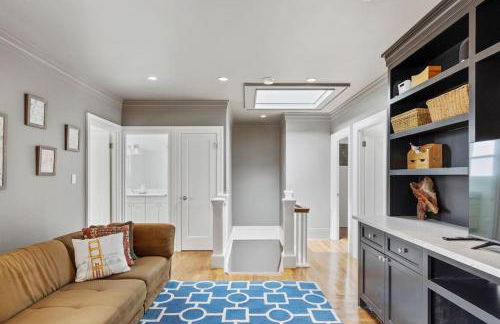 Spacious SF Haven - Cozy Bedrooms & Modern Kitchen - Foto 11