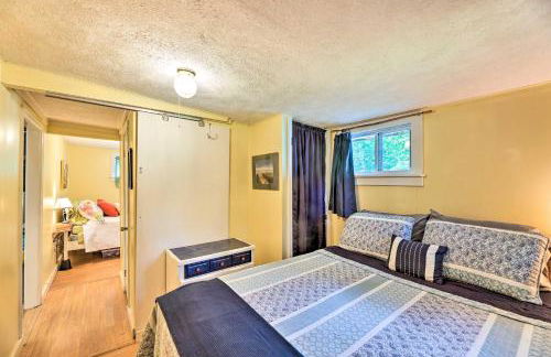 Rustic Hideaway with Fire Pit Less Than 1 Mi to River! - Foto 13