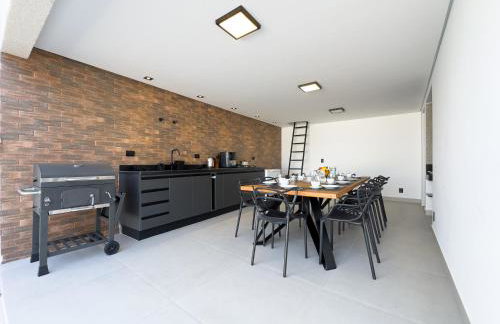 Piscina Aquecida, Sauna, Gourmet e Vista da Pedra - Foto 9