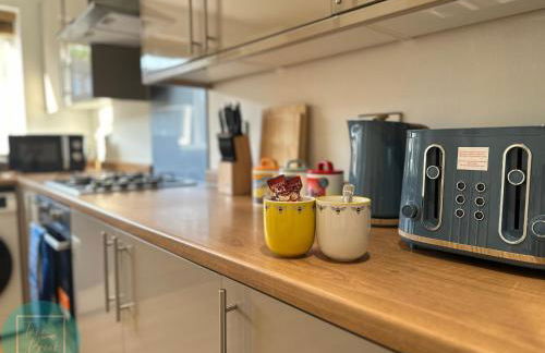 Charming 2BR Swinton House -Close to Manchester City Center - Foto 14