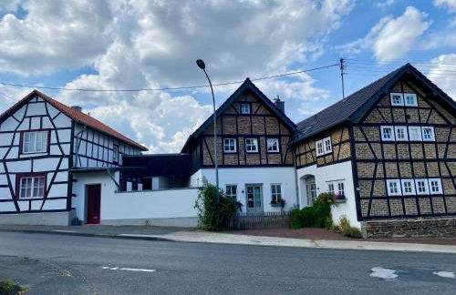 eichHAUS Eifel - Foto 1