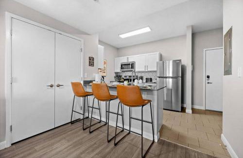 Heart of SLC Stocked w Everything you need - Foto 14