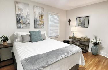 Elegant Family Home near Downtown - Foto 19