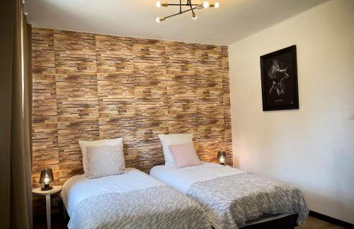 Villa 250m2 avec PISCINE chauffée & SPA & kota-grill & sauna - Foto 18