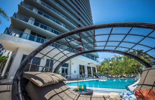 Stunning Penthouse Suite Waterfront 2BD 2BA - Foto 30