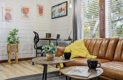 Modern Studio • Balcony • Pet Friendly - Foto 7