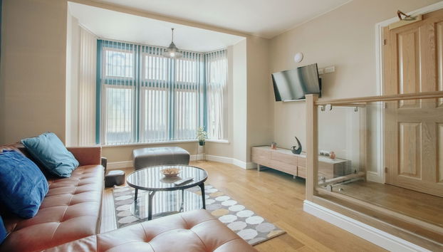 Stunning Quiet Apartment in Historic Building - Foto 5, Zona de estar