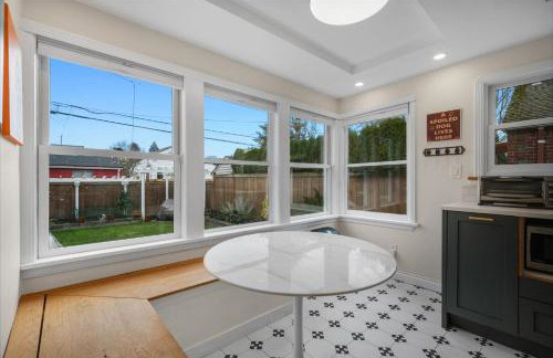 3 BR Loyal Heights Charmer Patio and Lawn - Foto 16