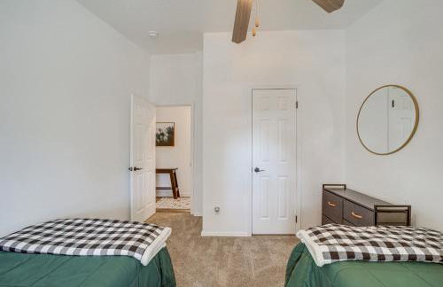 Mtn Views + Playground: Family-Friendly Pine Cabin - Foto 22