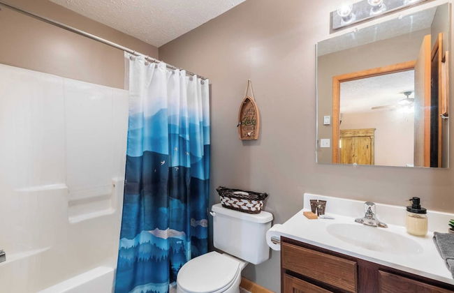 The Nest at Brier Crest by Avantstay Game Room, Expansive Deck & Fire Pit - Photo 19