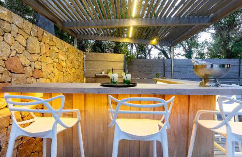 Modern Villa with Seaviews Sleeps 14 - Foto 57